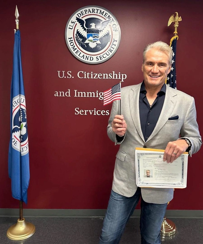 Dolph Lundgren finally becomes an American Citizen