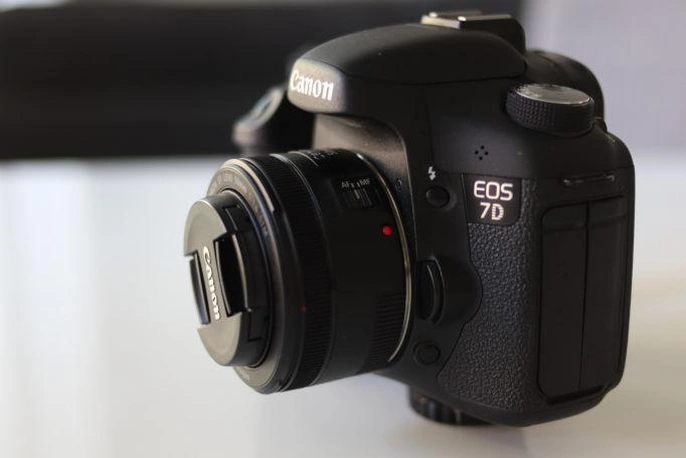 How to find canon EOS 7D shutter count