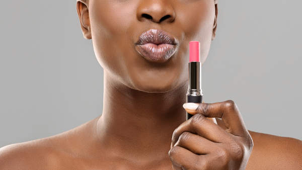 How to become a makeup artist in Nigeria
